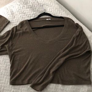 Green long sleeve mid length lounge shirt